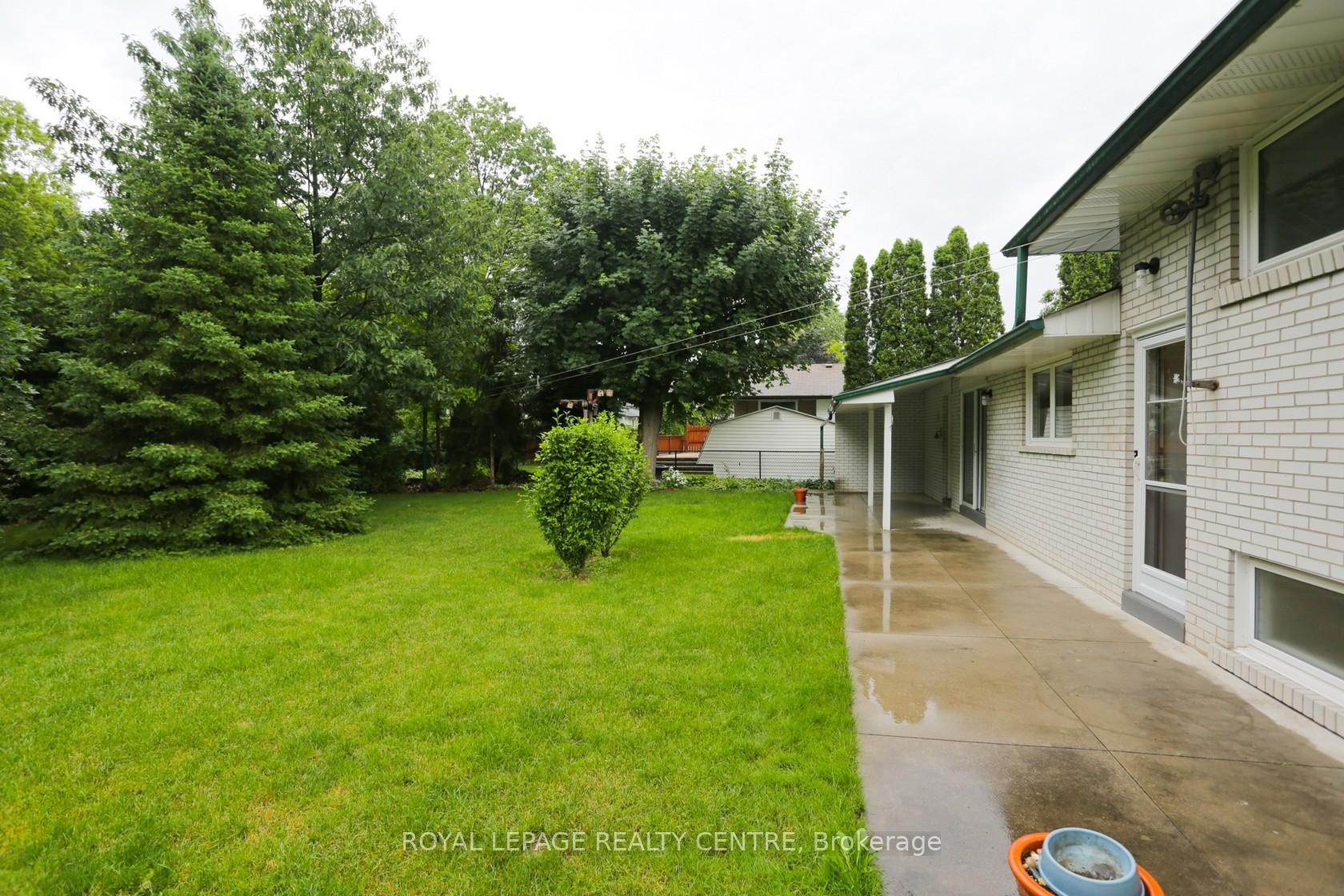2341 Genevieve Drive, Mississauga, ON