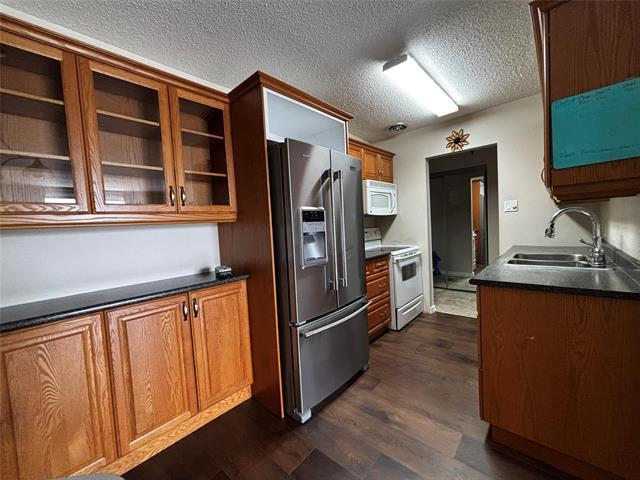 307-65 Main St, Selkirk, MB