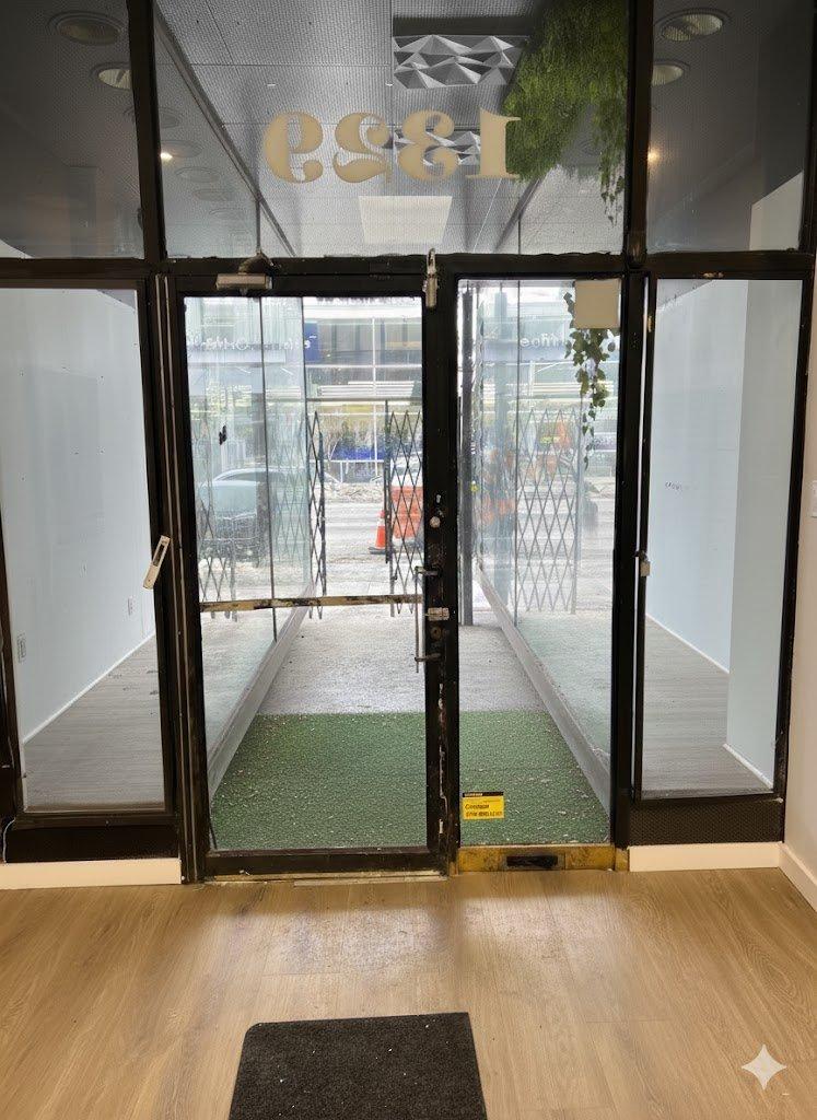 Entrée extérieure - 1329 Av. Du Mont-Royal E., Montréal (Le Plateau-Mont-Royal), QC