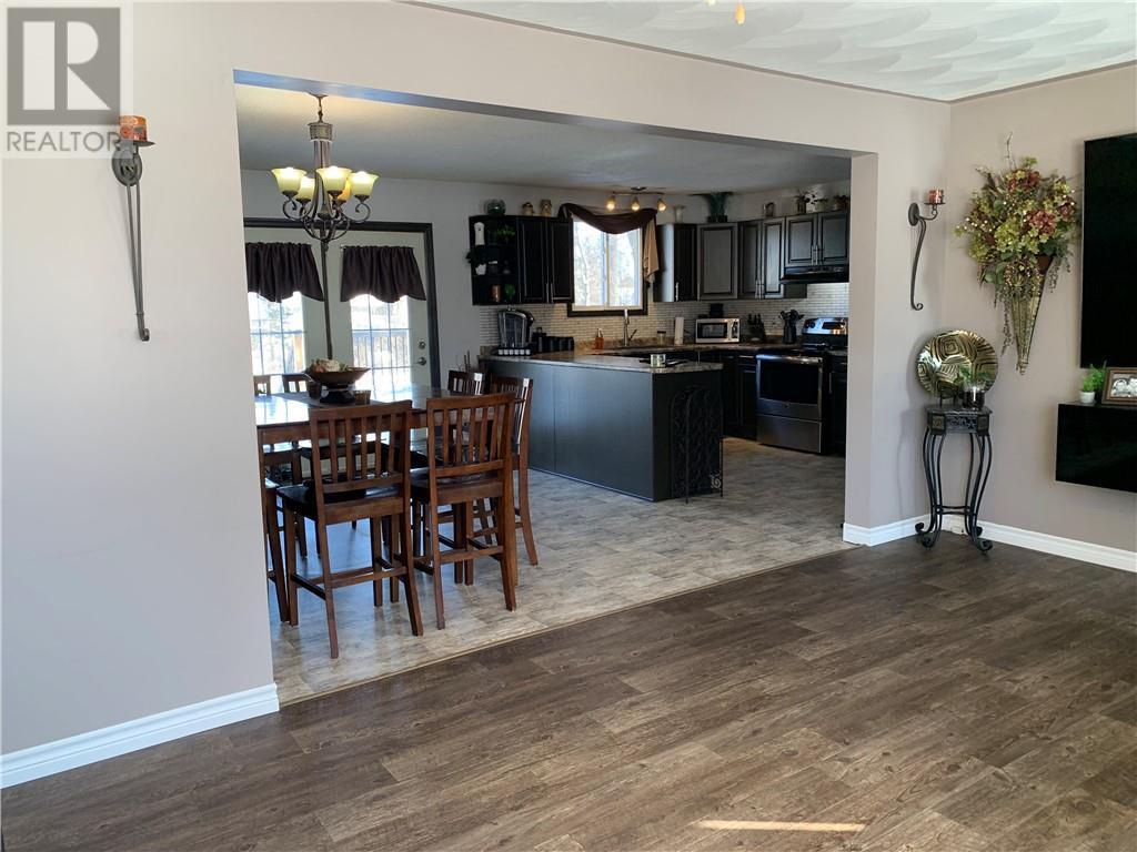 1158 Mederic, Hanmer, ON - Indoor