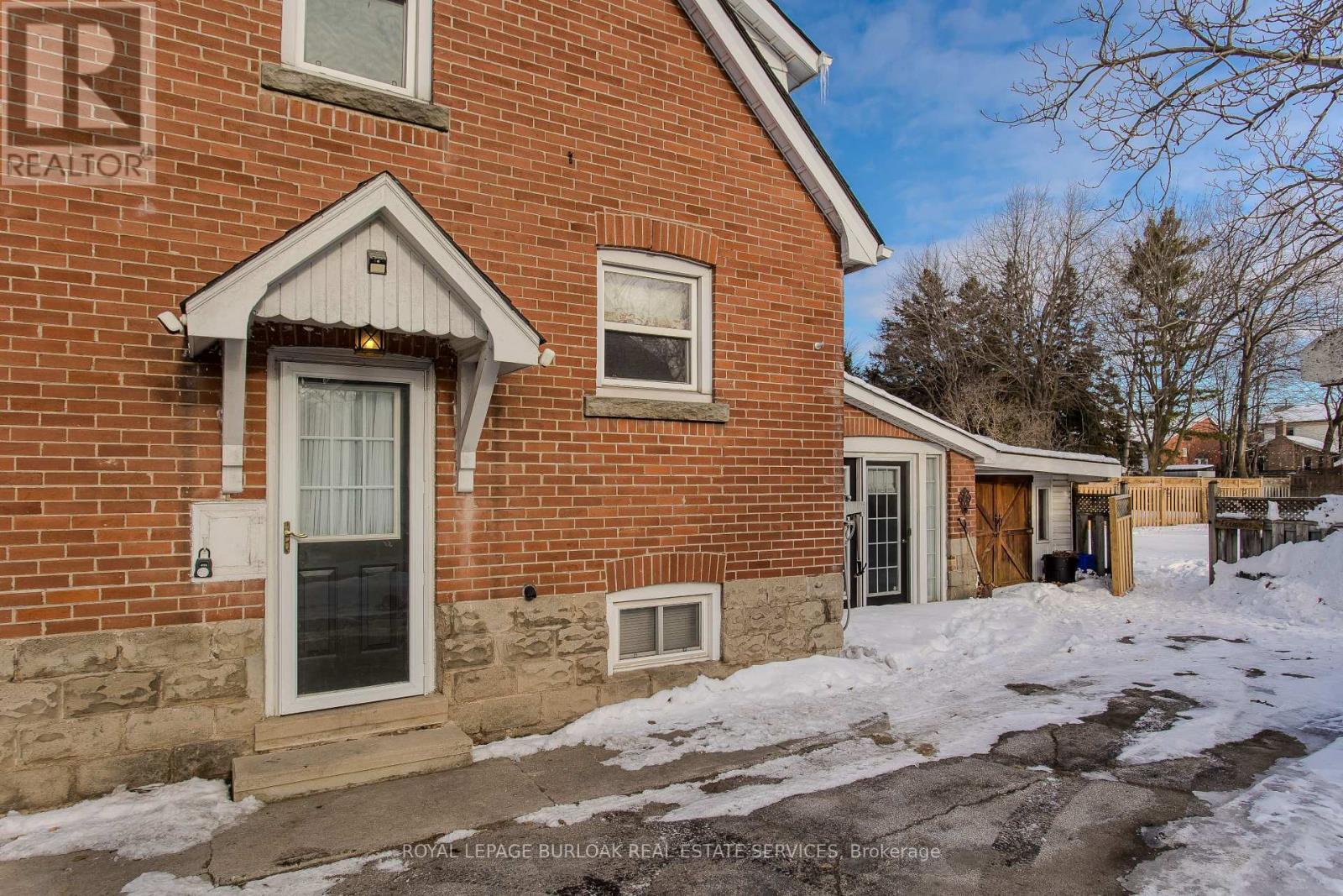 755 Maple Avenue, Burlington, ON - Outdoor With Exterior