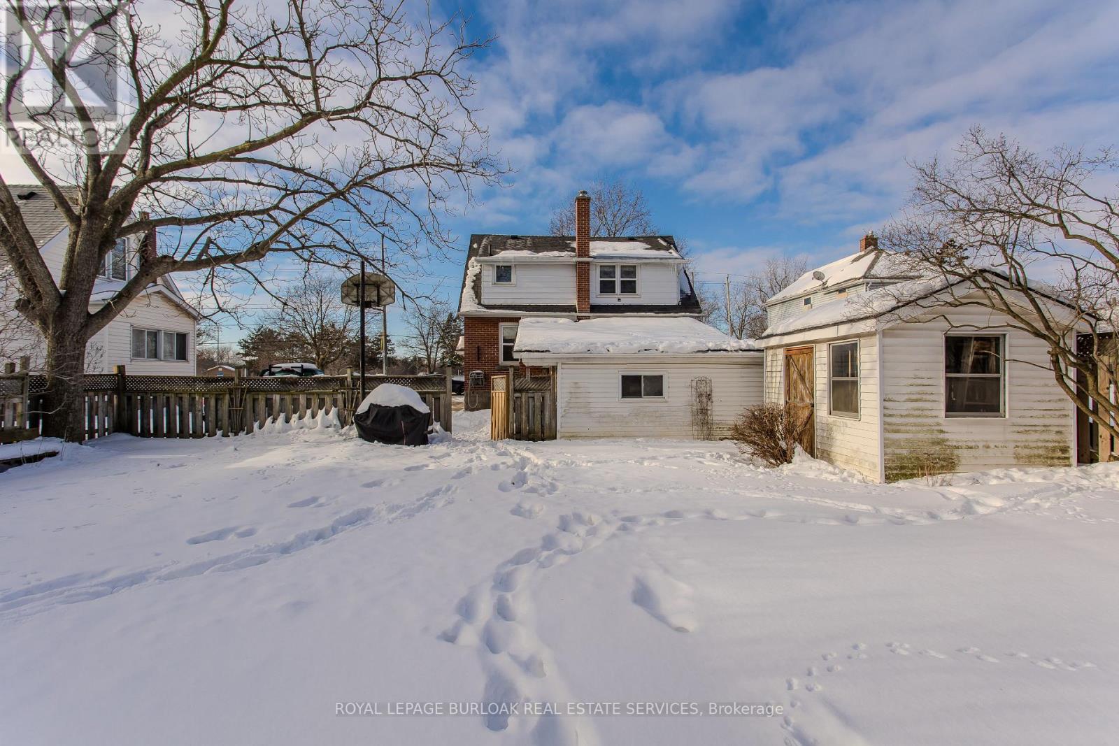 755 Maple Avenue, Burlington, ON - Outdoor