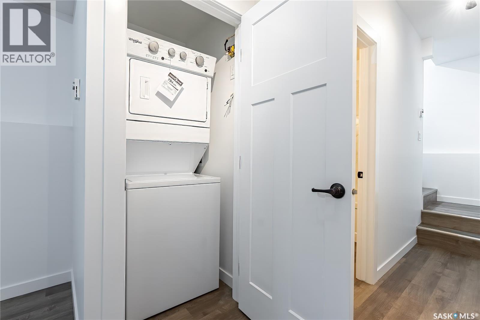 1170 Nightingale Terrace, Saskatoon, SK - Indoor Photo Showing Laundry Room