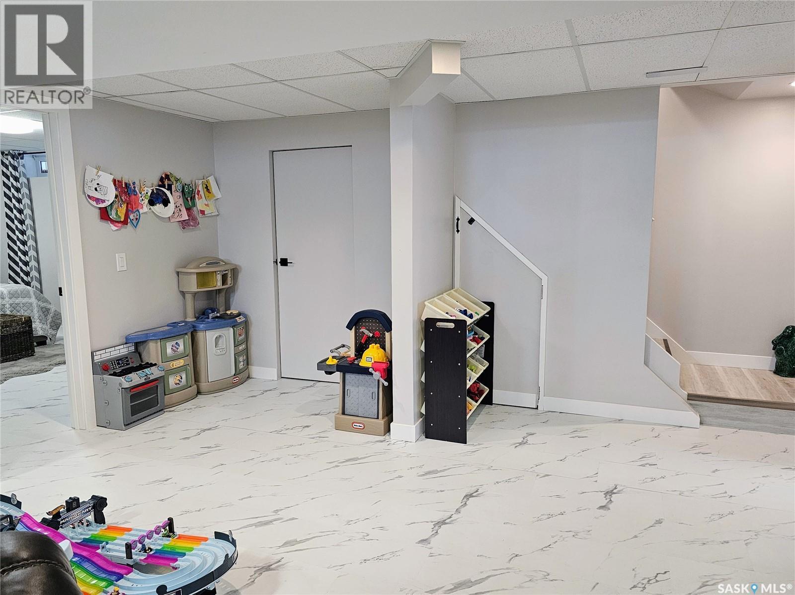 25 King Crescent, Humboldt, SK - Indoor