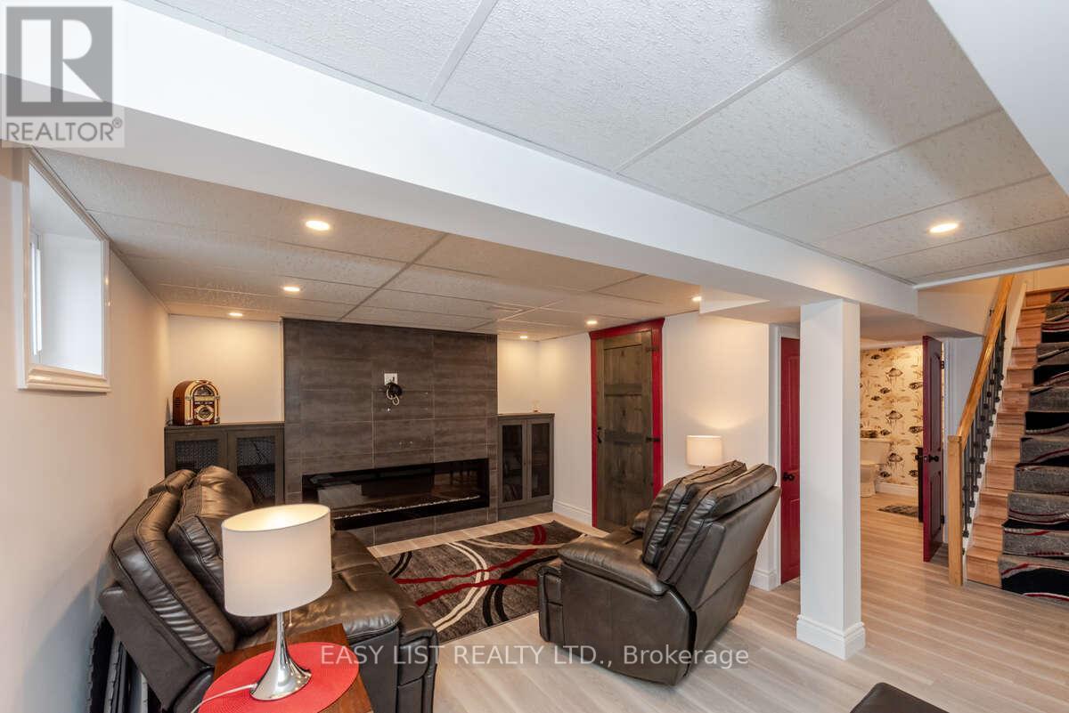 704 Pattee Road, Champlain, ON - Indoor