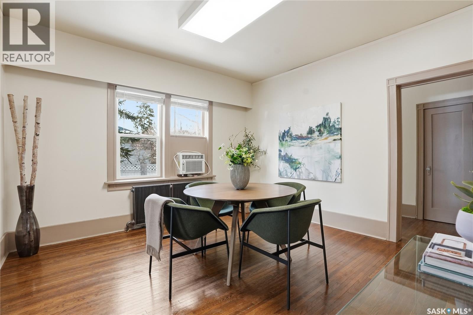 1213 Elliott Street, Saskatoon, SK - Indoor Photo Showing Dining Room