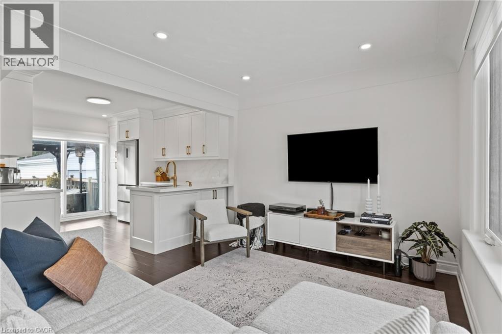 194 Crockett Street, Hamilton, ON - Indoor Photo Showing Other Room