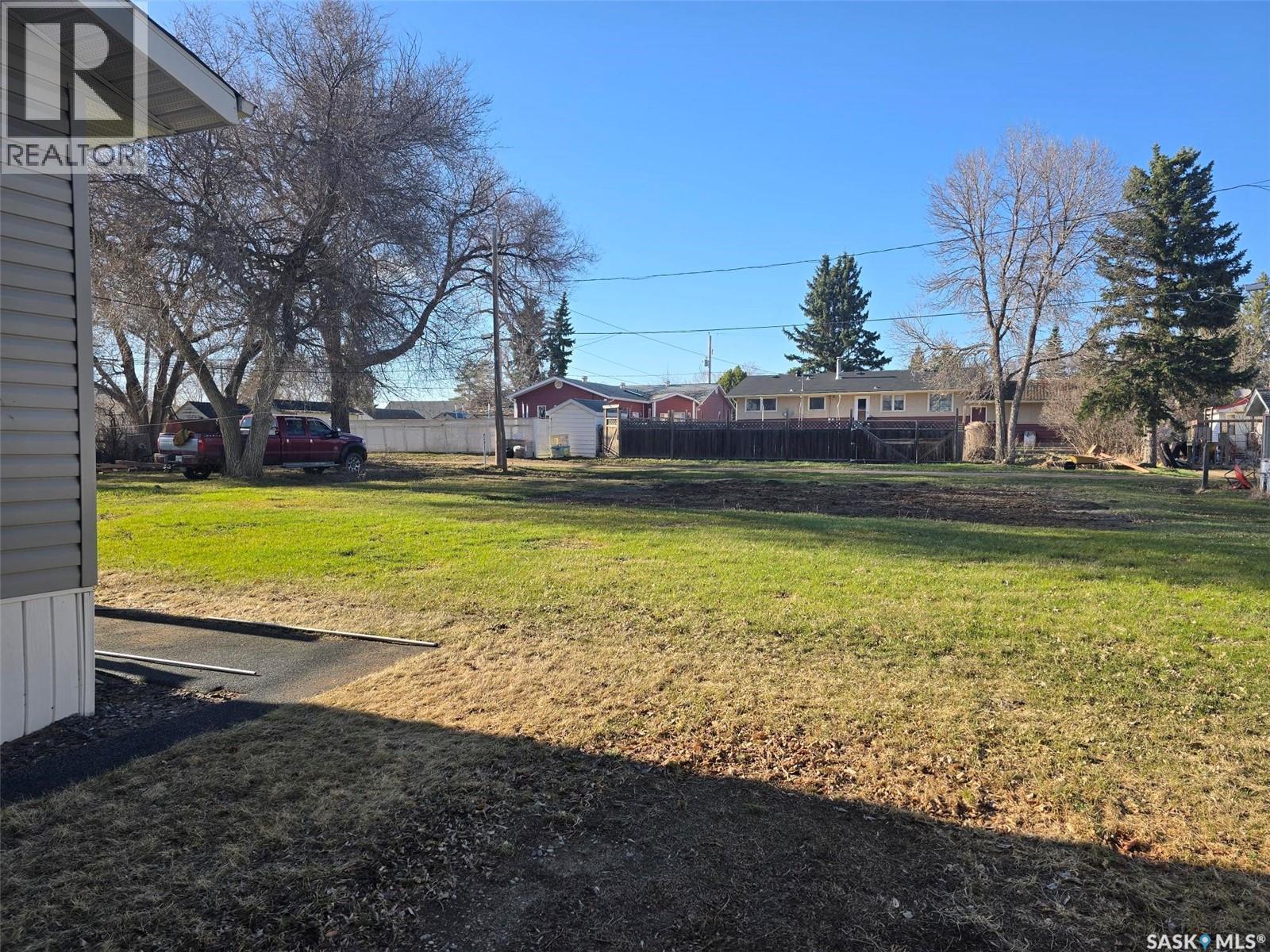 510 Vernon Street, Broadview, SK - Outdoor