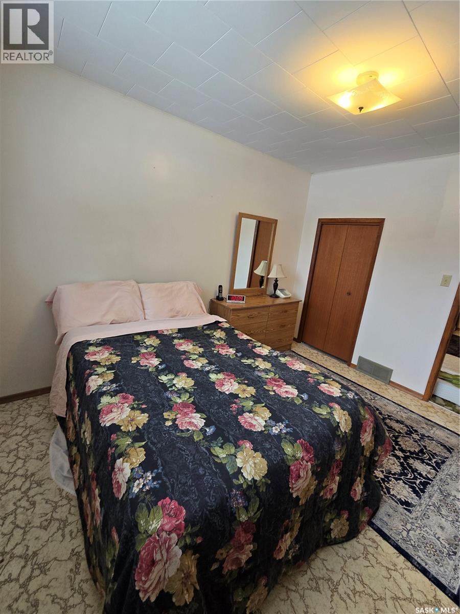 510 Vernon Street, Broadview, SK - Indoor Photo Showing Bedroom