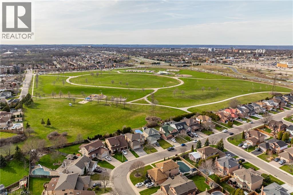 680 Rexford Drive, Hamilton, ON - Outdoor With View