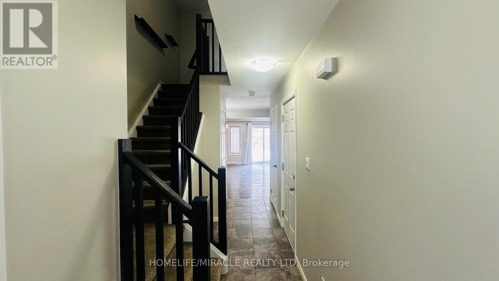 96 Eliza Avenue, Kitchener, ON - Indoor Photo Showing Other Room