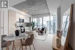 3005 - 65 MUTUAL STREET Toronto, ON M5B 0E5