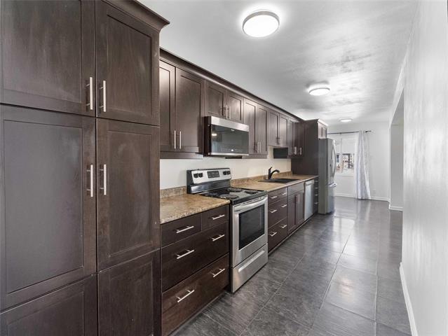 658 Government Ave, Winnipeg, MB