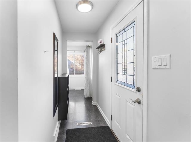 658 Government Ave, Winnipeg, MB