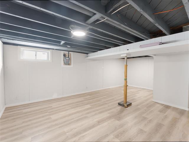 658 Government Ave, Winnipeg, MB