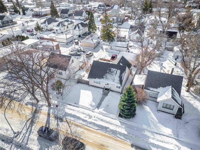 658 Government Ave, Winnipeg, MB