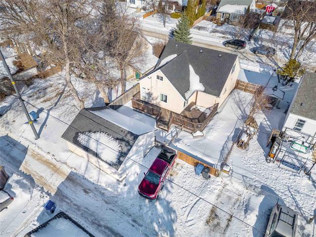 658 Government Ave, Winnipeg, MB