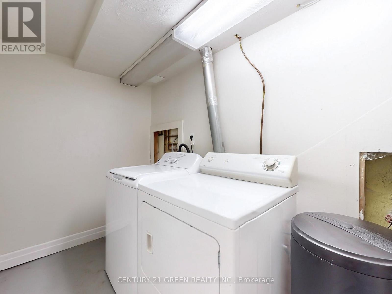 591 Dogwood Lane, Waterloo, ON - Indoor Photo Showing Laundry Room