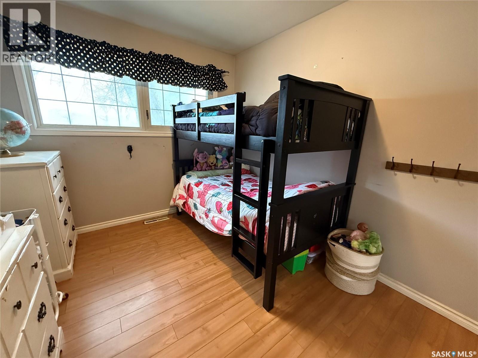 134 Perry Crescent, Estevan, SK - Indoor Photo Showing Bedroom