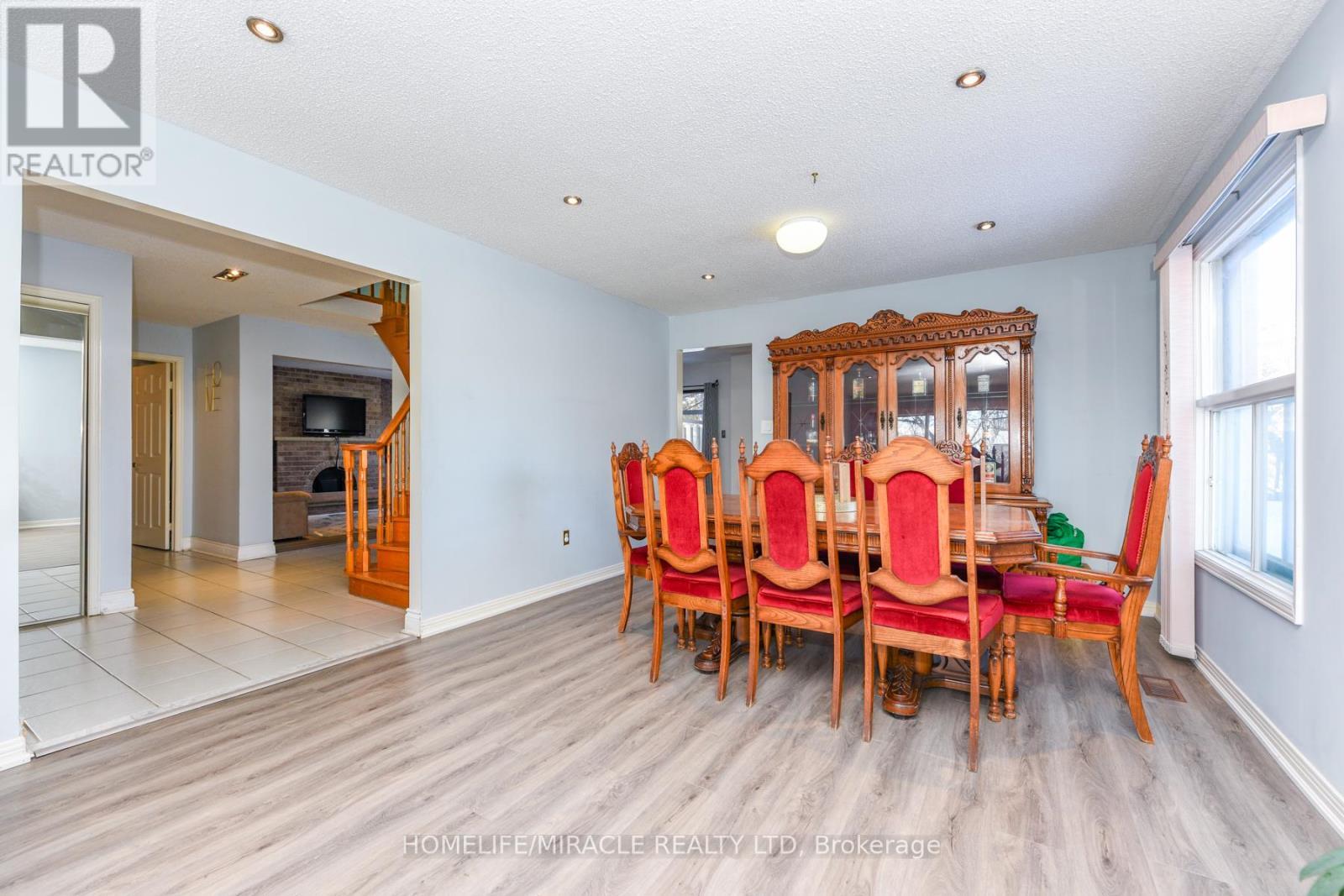2291 Marzipan Court, Mississauga, ON - Indoor Photo Showing Dining Room