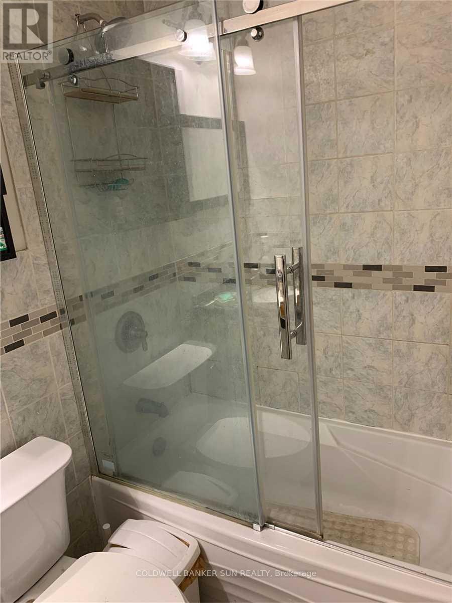 1622 Bristol Road W, Mississauga, ON