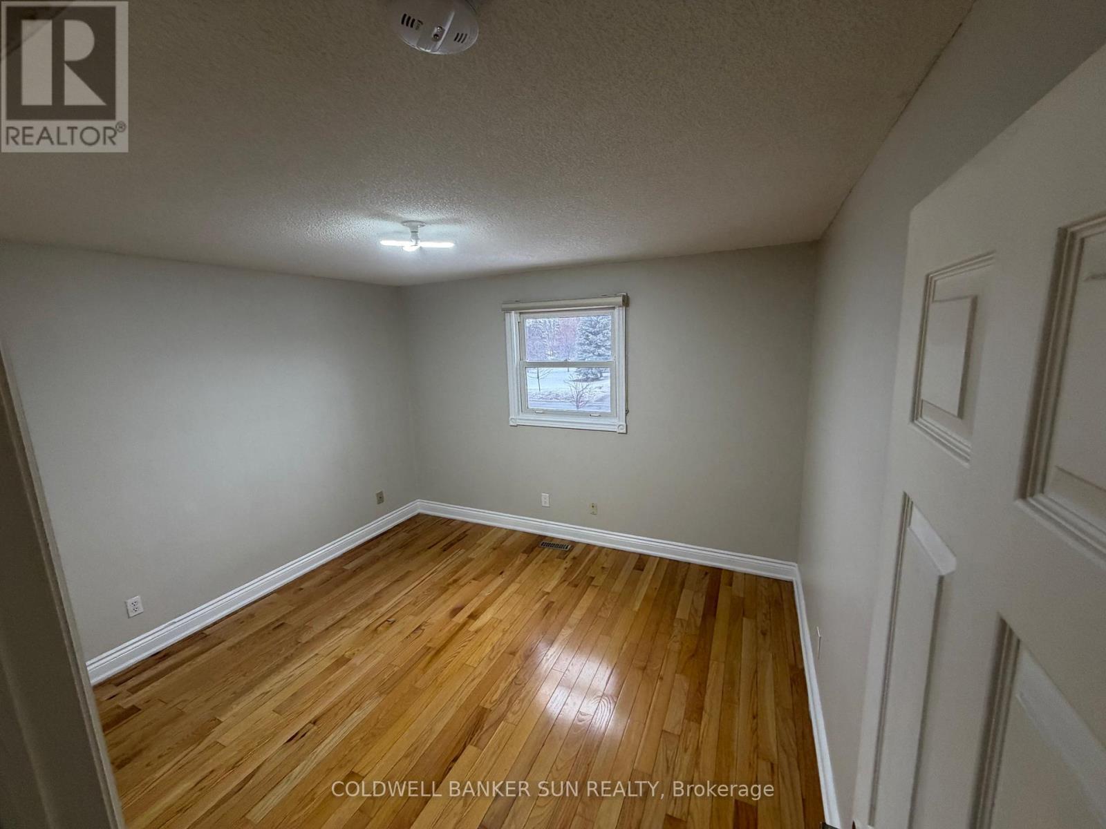 1622 Bristol Road W, Mississauga, ON - Indoor Photo Showing Other Room