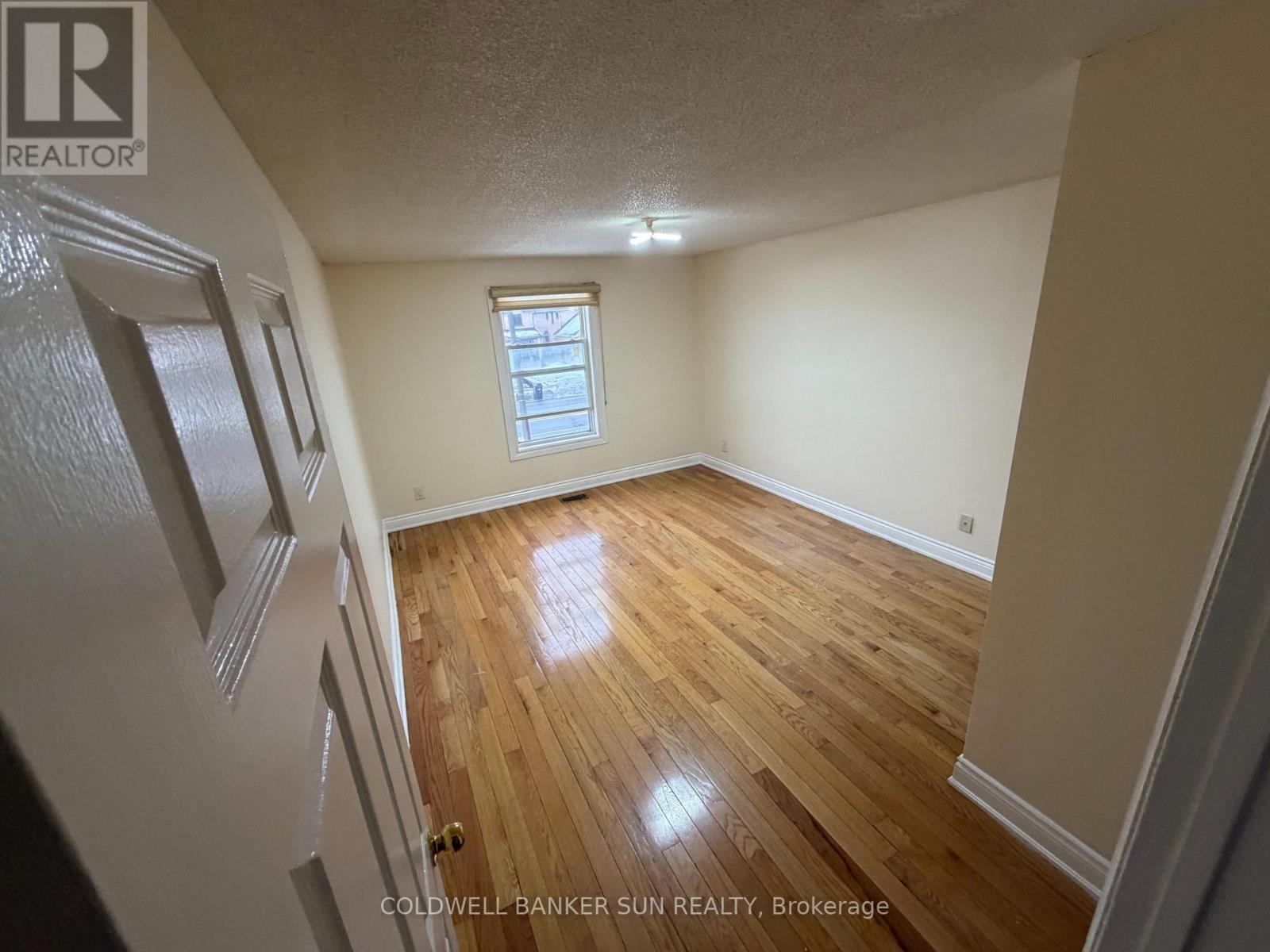 1622 Bristol Road W, Mississauga, ON - Indoor Photo Showing Other Room