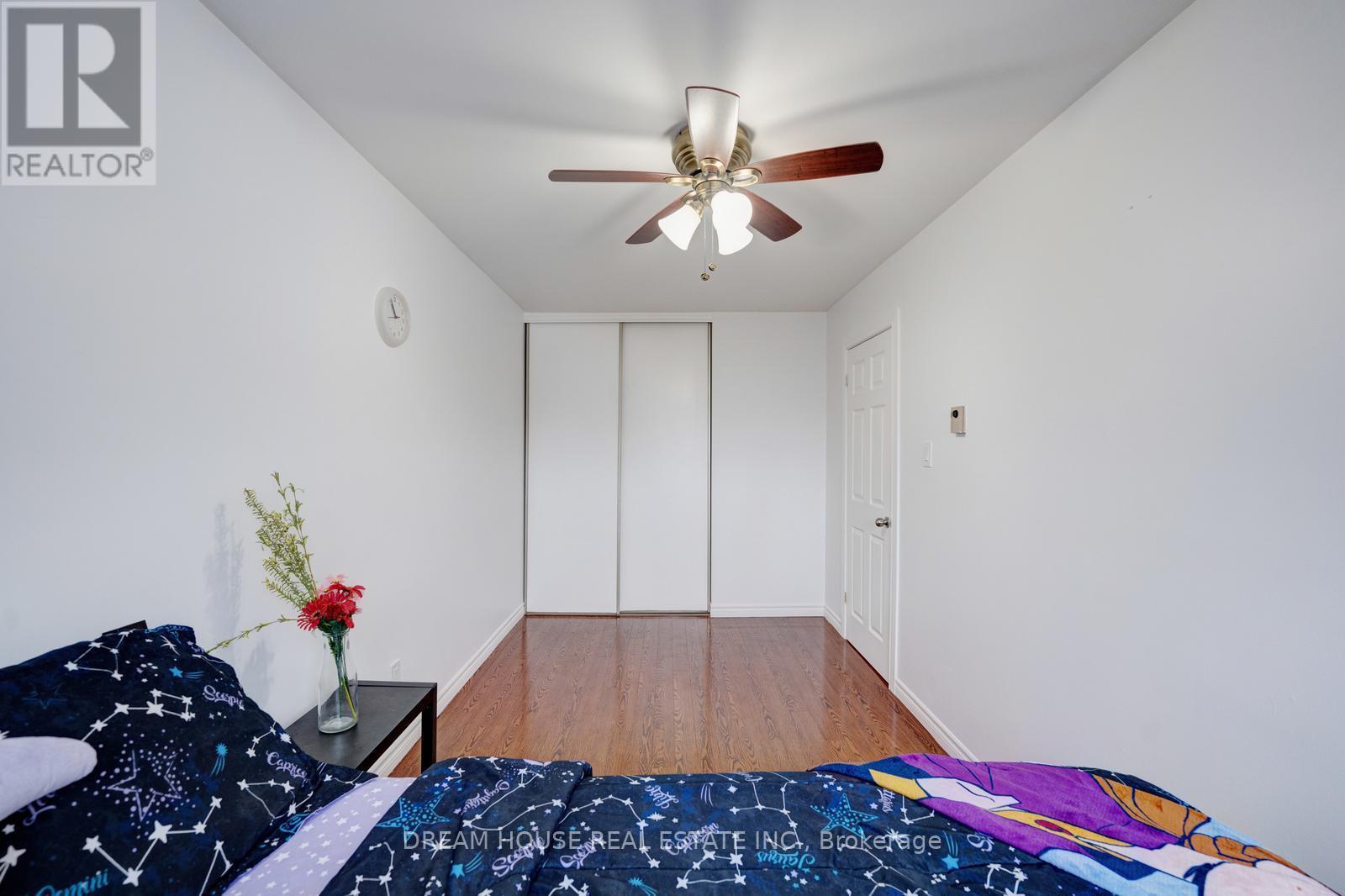 2 - 1655 Geta Circle, Pickering, ON - Indoor Photo Showing Bedroom