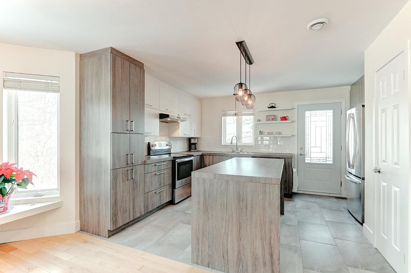Kitchen - 4587 Rue Du Calembour, Sherbrooke (Brompton/Rock Forest/Saint-Élie/Deauville), QC - Indoor Photo Showing Kitchen