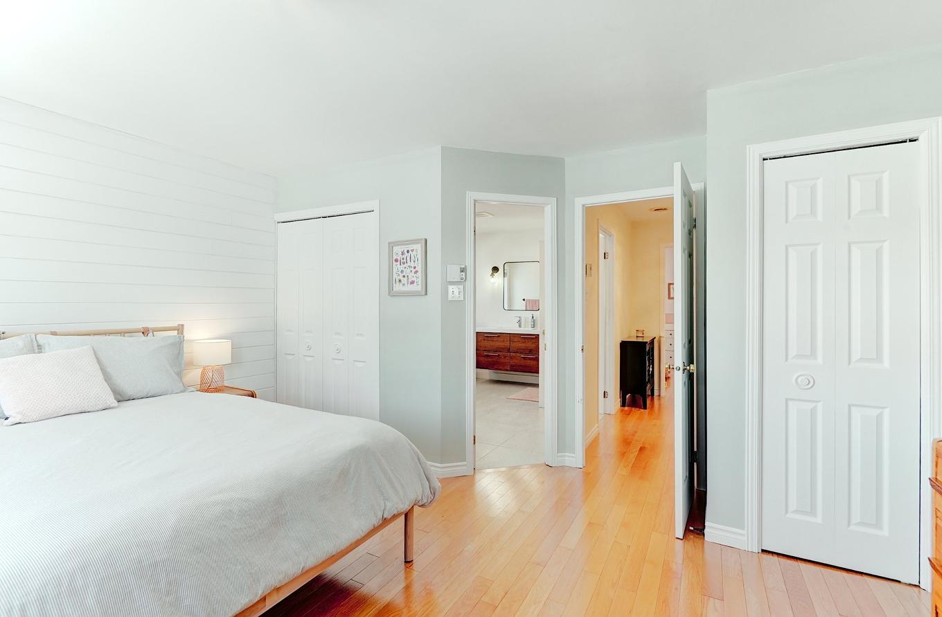 Primary bedroom - 4587 Rue Du Calembour, Sherbrooke (Brompton/Rock Forest/Saint-Élie/Deauville), QC - Indoor Photo Showing Bedroom