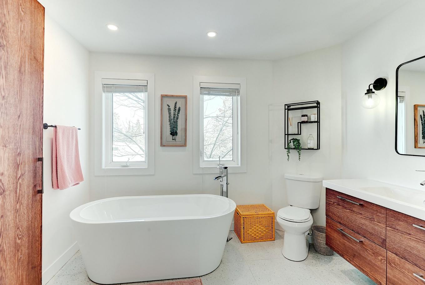 Ensuite bathroom - 4587 Rue Du Calembour, Sherbrooke (Brompton/Rock Forest/Saint-Élie/Deauville), QC - Indoor Photo Showing Bathroom