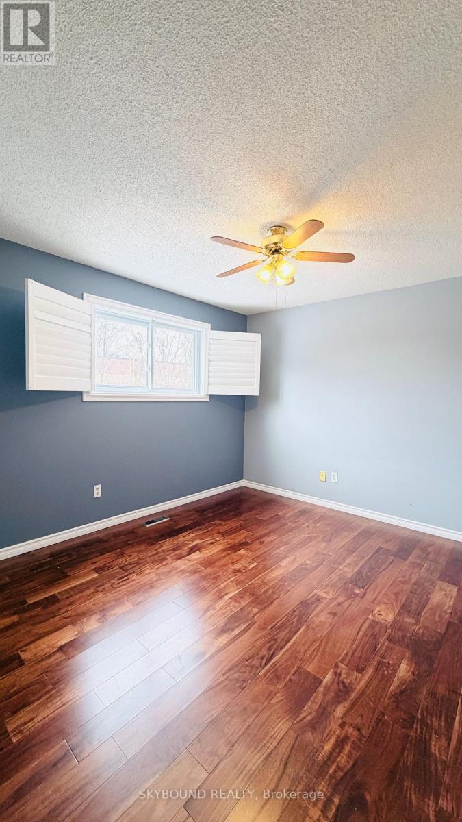 449 Mallorytown Avenue, Mississauga, ON - Indoor Photo Showing Other Room