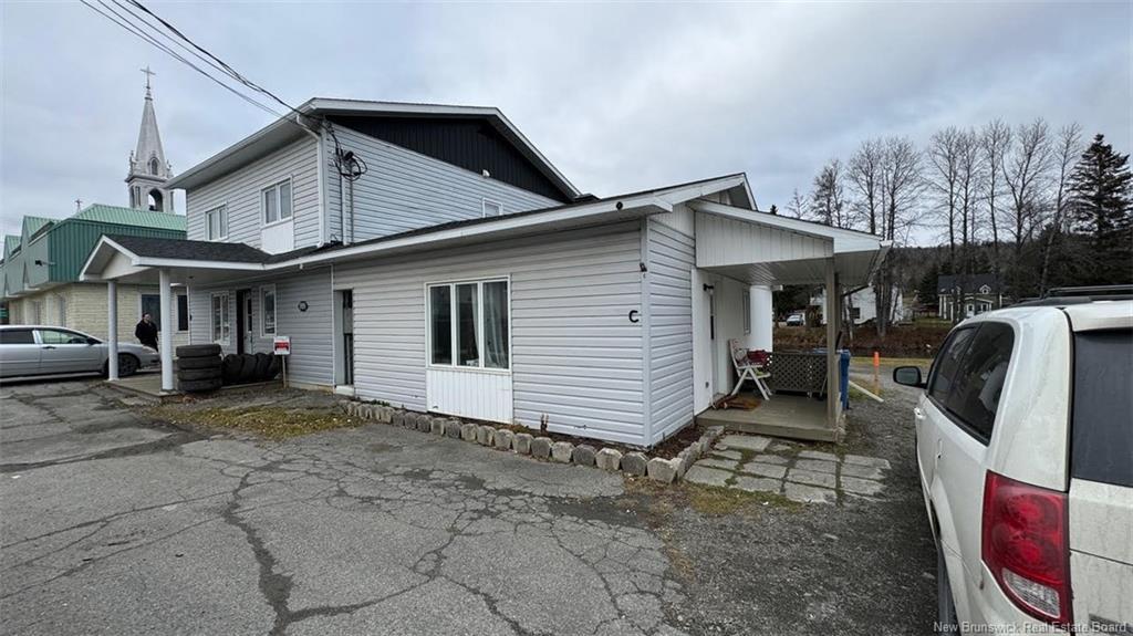 1999 Commerciale St, Saint-François-De-Madawaska, NB