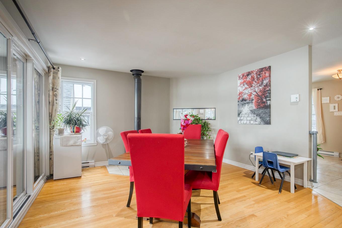 Salle à manger - 2-191 25E Rue O., Venise-En-Québec, QC - Indoor Photo Showing Dining Room