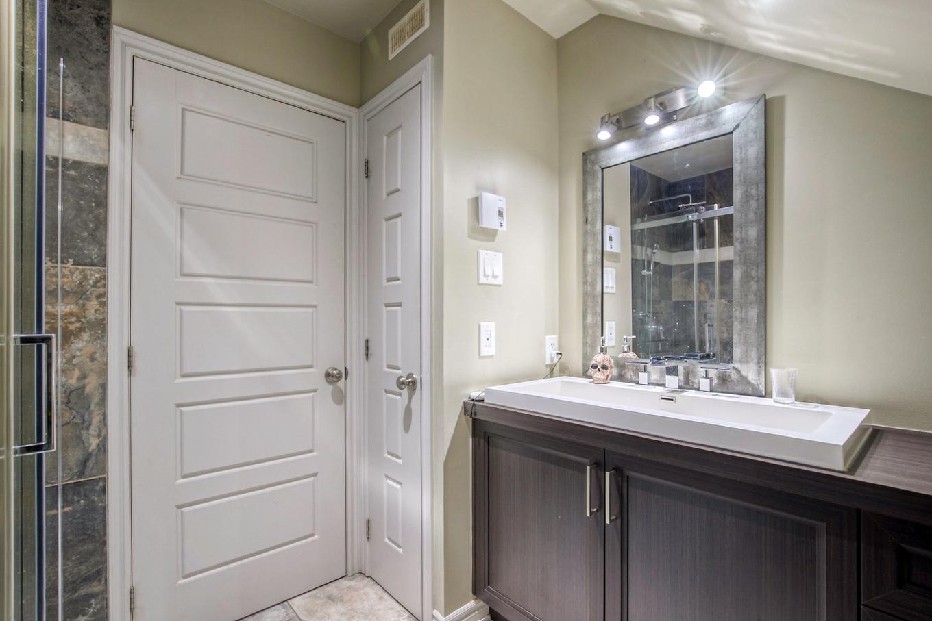 Salle de bains - 2-191 25E Rue O., Venise-En-Québec, QC - Indoor