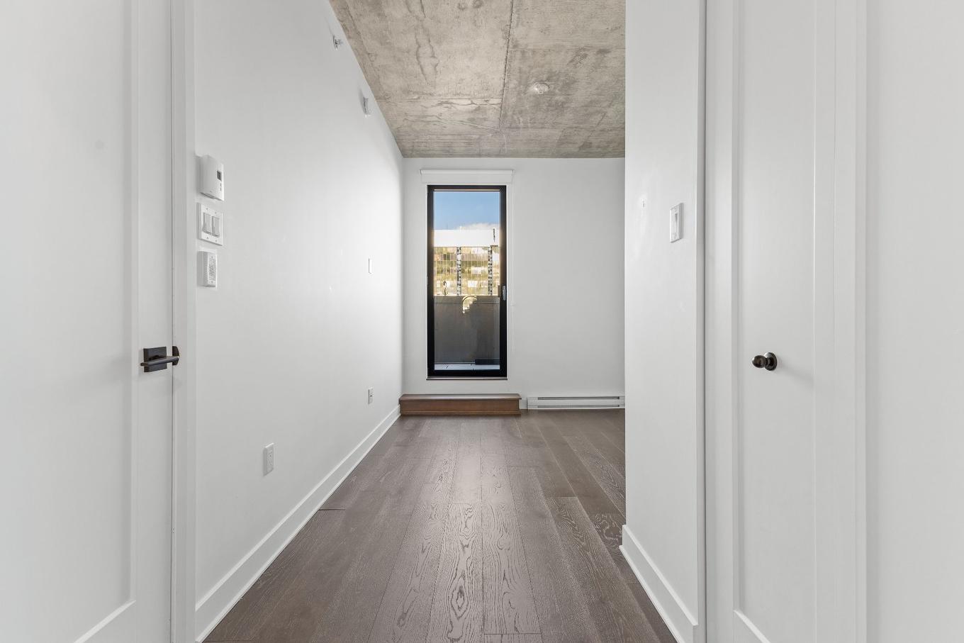 Primary bedroom - 808-1575 Rue Gareau, Montréal (Ville-Marie), QC - Indoor Photo Showing Other Room