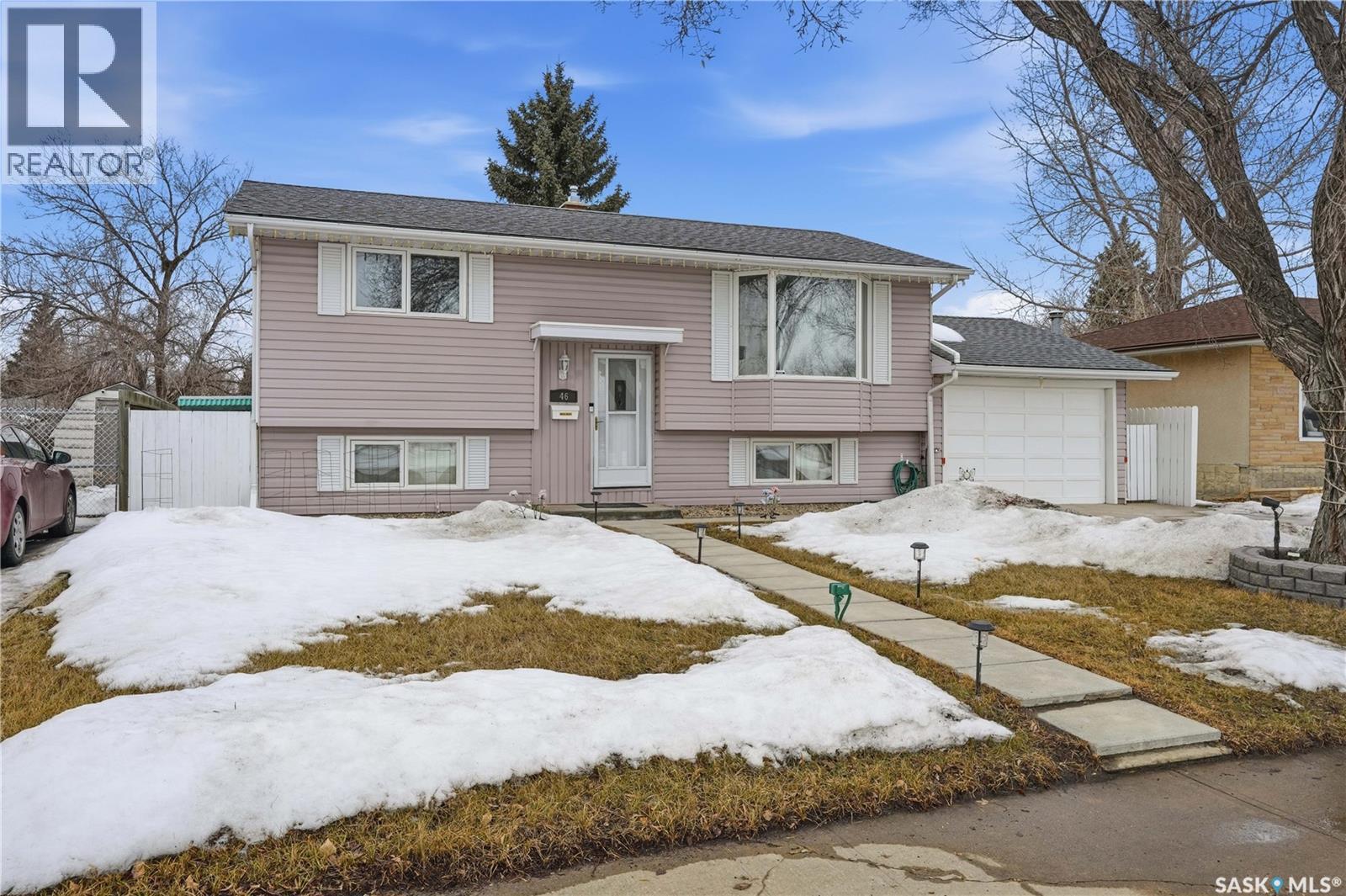 46 Lyons Street, Regina, SK - Outdoor With Facade
