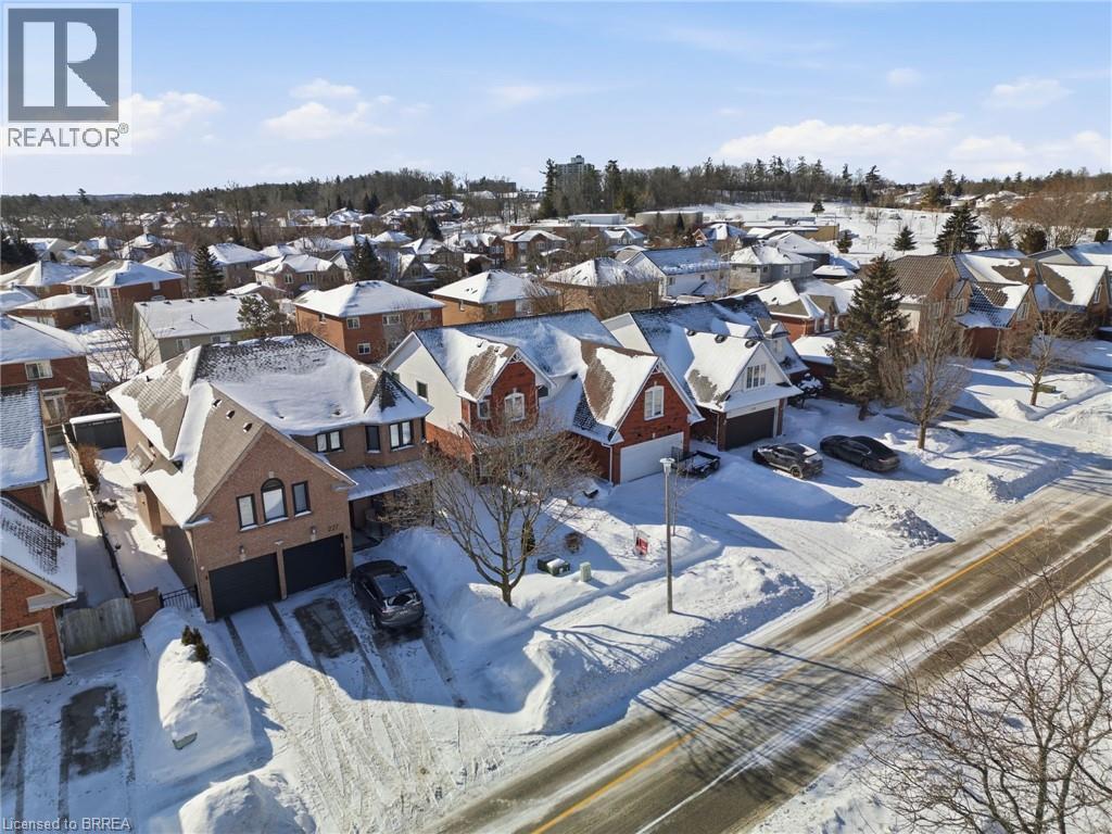 223 Glenvalley Drive, Cambridge, ON - Outdoor With View