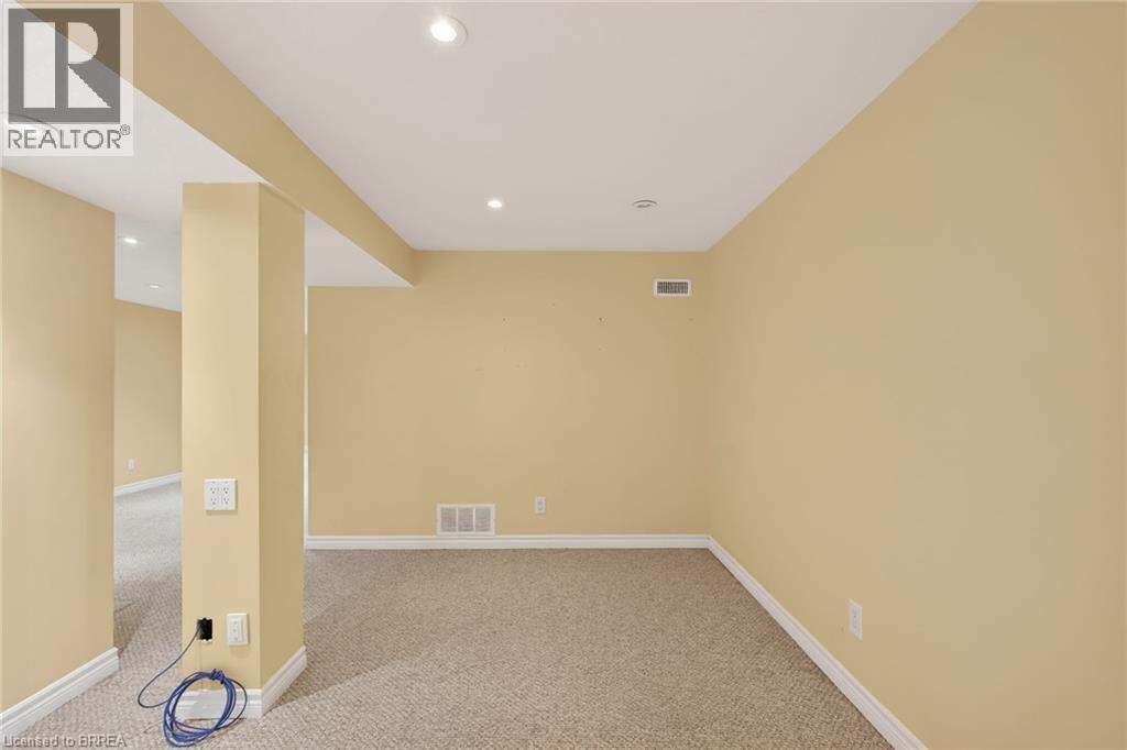 223 Glenvalley Drive, Cambridge, ON - Indoor Photo Showing Other Room