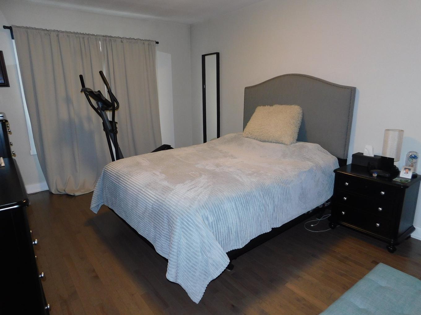 Primary bedroom - 6-1035 Rue De Liège O., Montréal (Villeray/Saint-Michel/Parc-Extension), QC - Indoor Photo Showing Bedroom