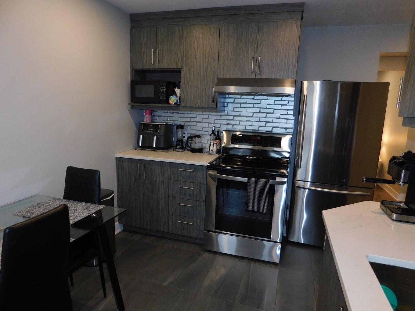 Kitchen - 6-1035 Rue De Liège O., Montréal (Villeray/Saint-Michel/Parc-Extension), QC - Indoor Photo Showing Kitchen