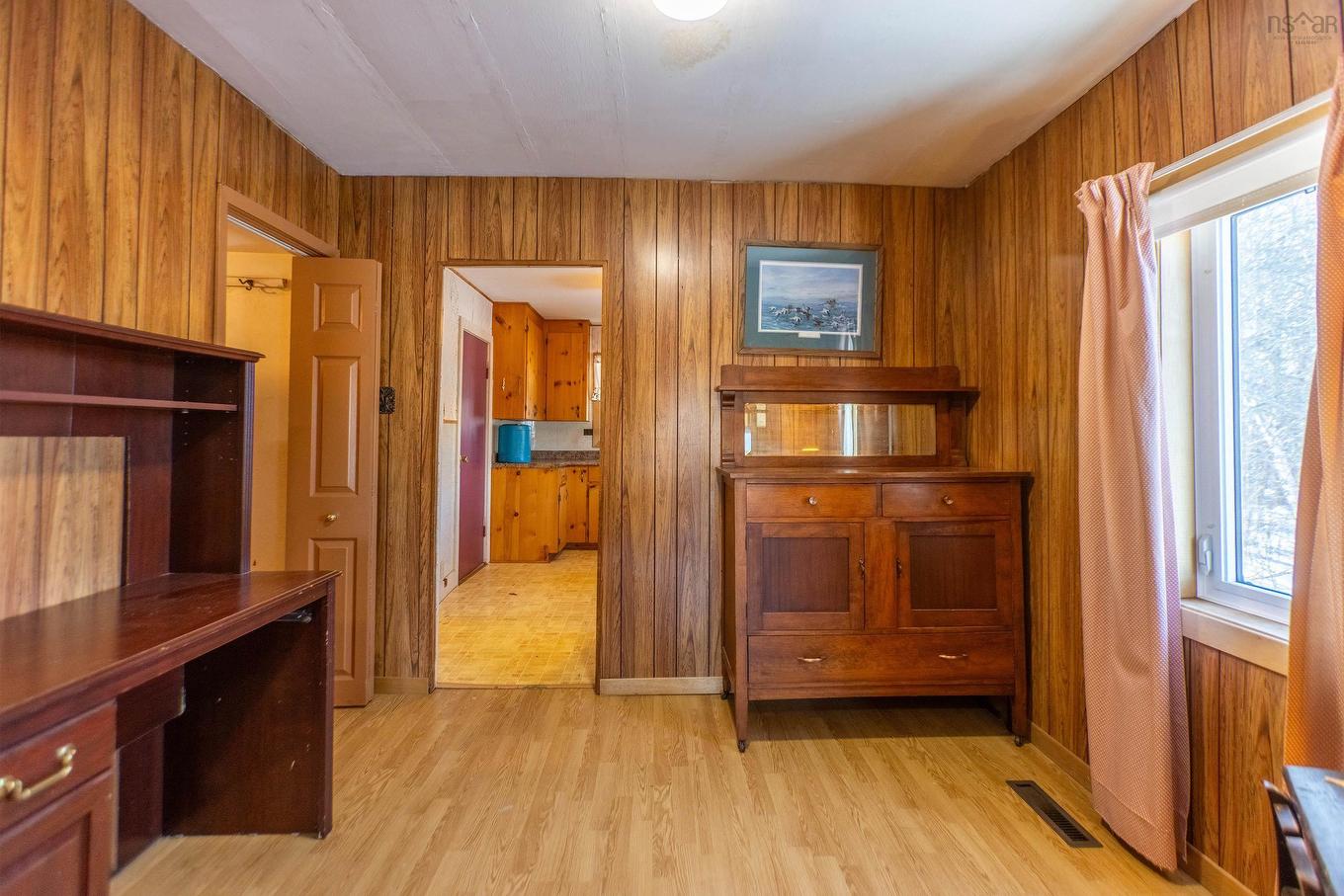 135 Pleasant Street E, Amherst, NS