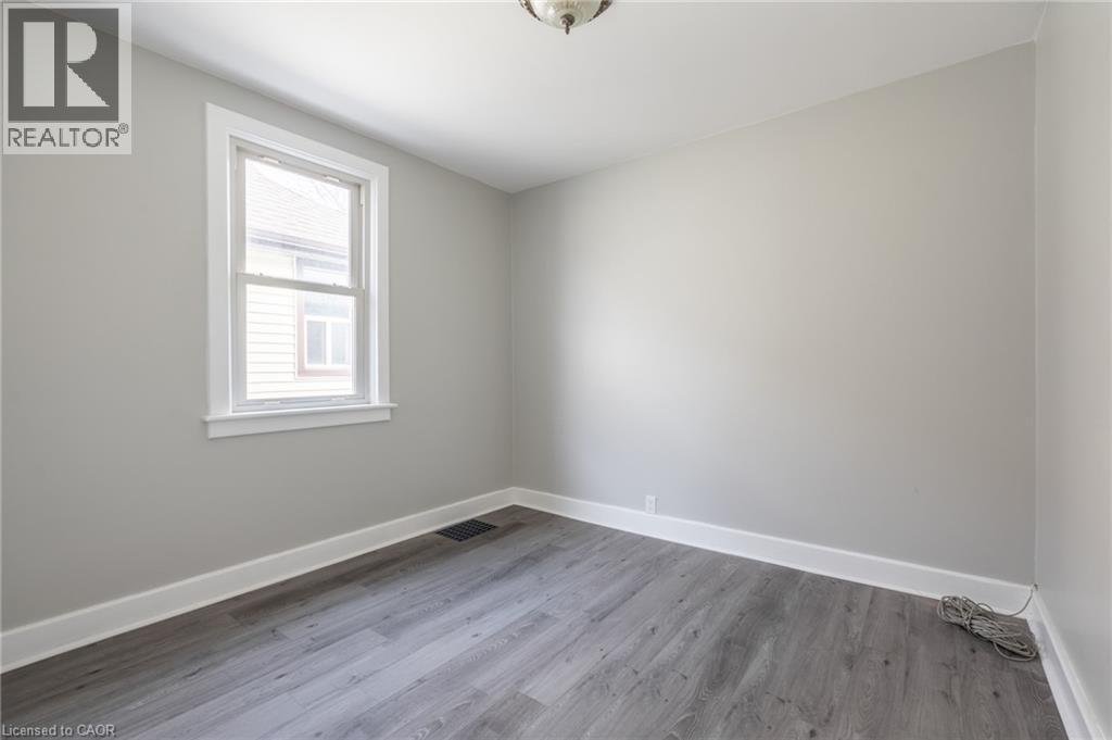 156 Adeline Avenue, Hamilton, ON - Indoor Photo Showing Other Room