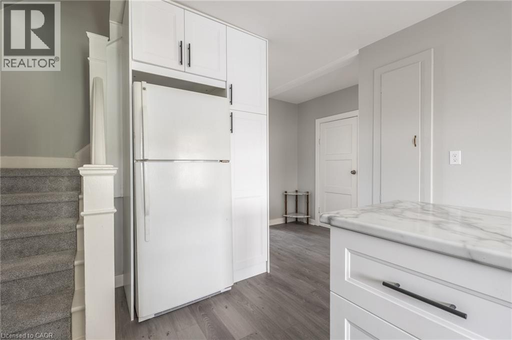 156 Adeline Avenue, Hamilton, ON - Indoor