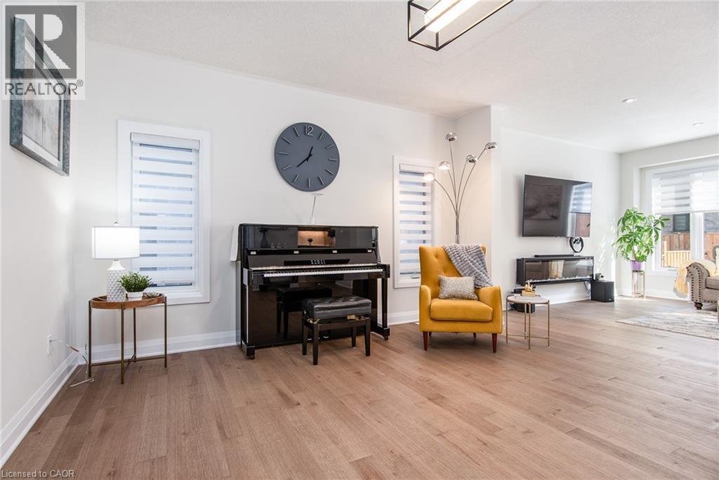 351 Chokecherry Crescent, Waterloo, ON - Indoor Photo Showing Other Room