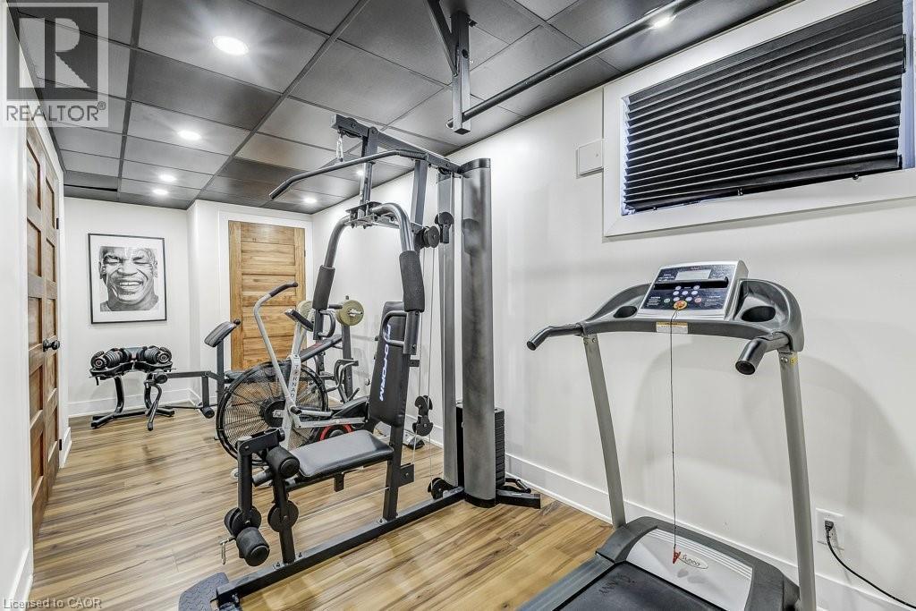 9 Foresthill Crescent, Fonthill, ON - Indoor Photo Showing Gym Room