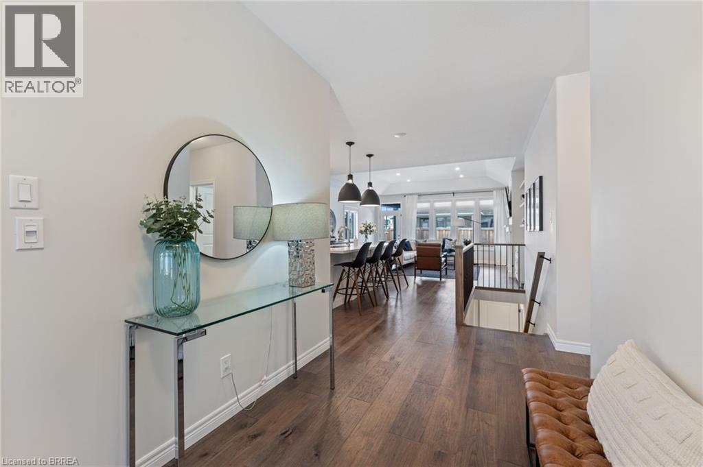 2 Masters Lane, Paris, ON - Indoor Photo Showing Other Room