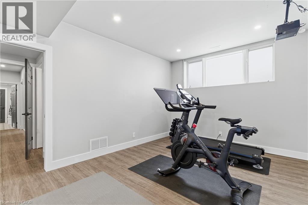 88 Old Forest Crescent, Kitchener, ON - Indoor Photo Showing Gym Room