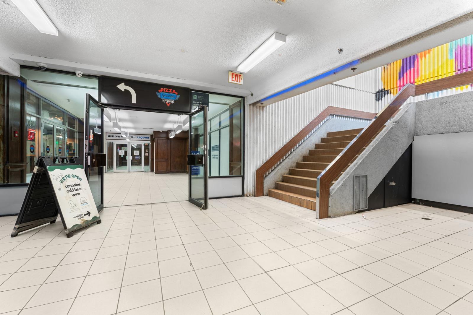 1A , 10020 Jasper Avenue, Edmonton, AB
