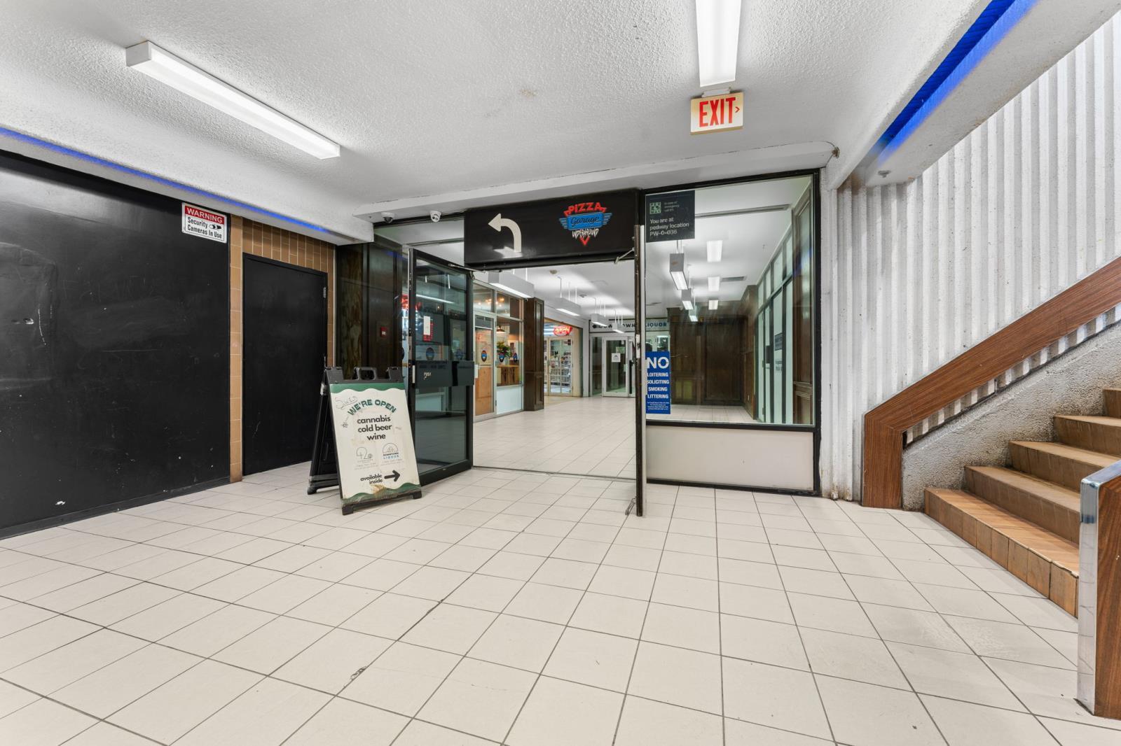 1A , 10020 Jasper Avenue, Edmonton, AB